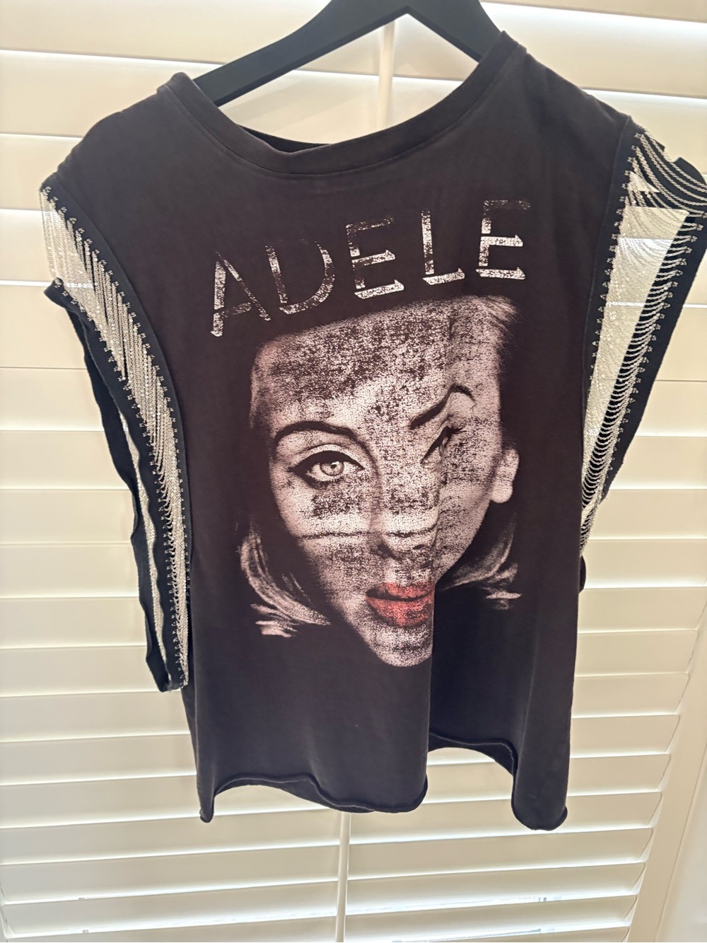 Adele Upcycled Graphic 2016 Sleeveless Tee w Chains - Black W - M - vintage